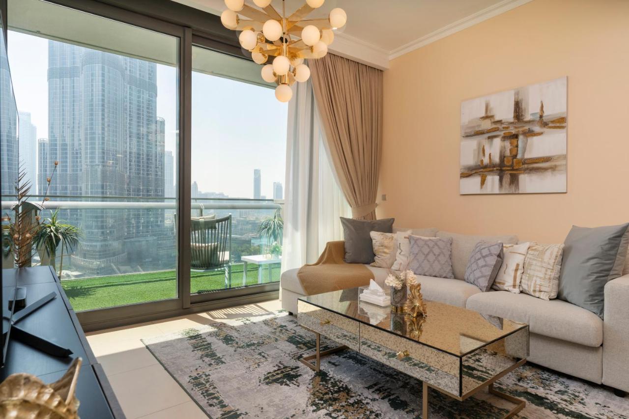 Prestige Living 1Br With Full Burj Khalifa View By Auberge Dubai Exterior foto