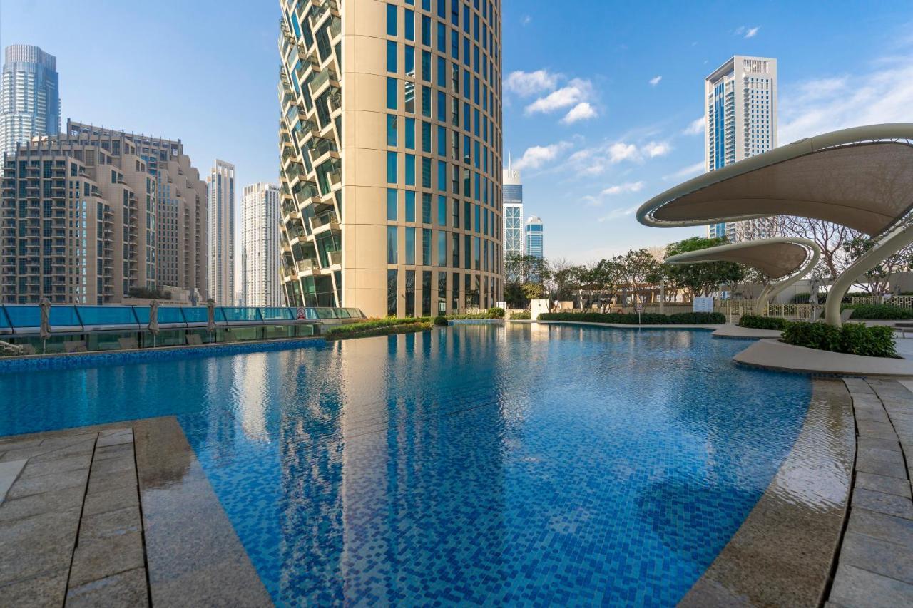 Prestige Living 1Br With Full Burj Khalifa View By Auberge Dubai Exterior foto