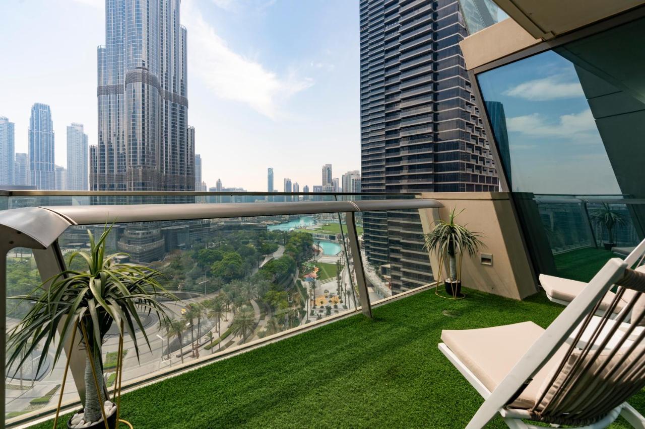 Prestige Living 1Br With Full Burj Khalifa View By Auberge Dubai Exterior foto